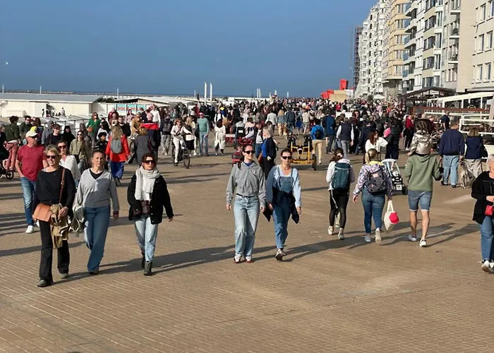 Апартаменты Sea,sun And Fun