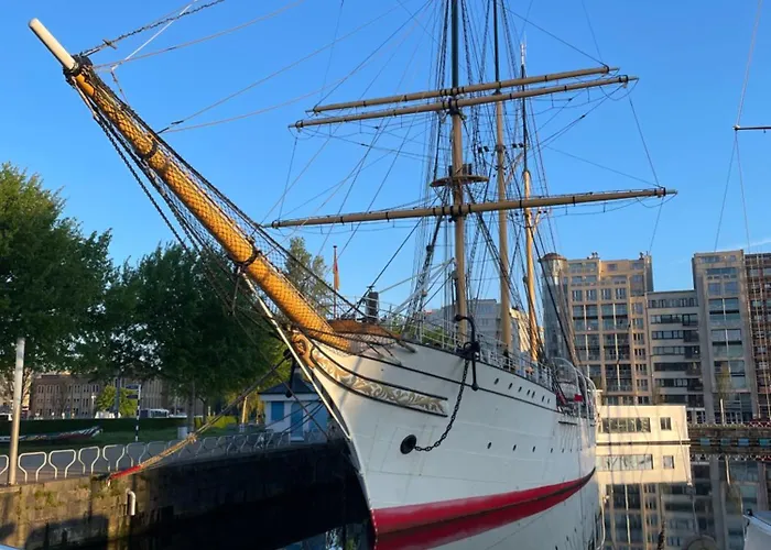 Апартаменты Sea,sun And Fun