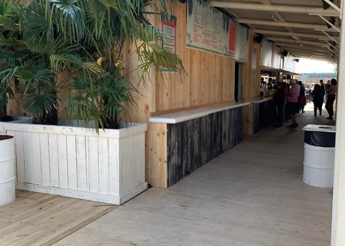 Апартаменты Sea,sun And Fun *